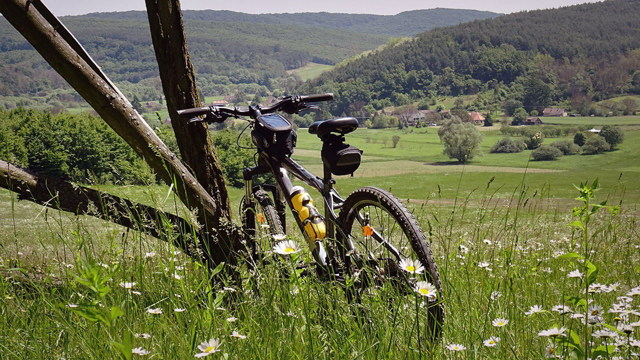 Bicajjal is szuperül bejárható és felfedezhető a vidék.
